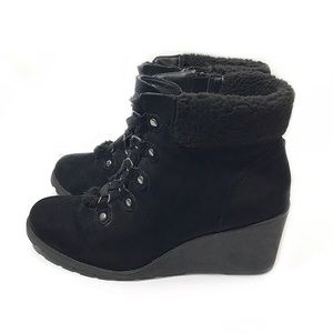 Torrid 12W Faux Suede Hiding Boot Wedge Shearling